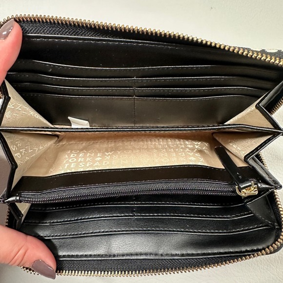 Kate Spade / Diaper Bag & Matching Wallet - Picture 11 of 16